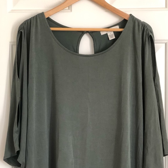 Sejour olive dolman top - Picture 2 of 10